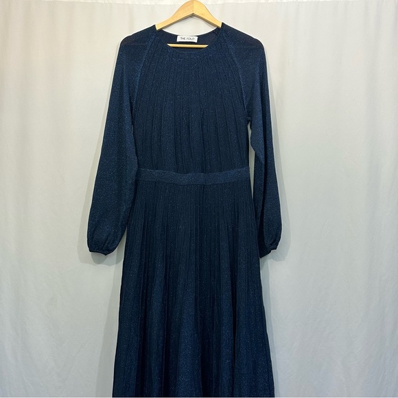 THE FOLD London Lumia Knitted Long Sleeve Pleated Midi Dress in Metallic Blue - Picture 5 of 16